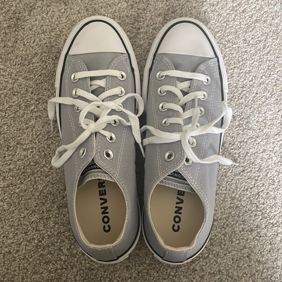 NWOT Light Grey Platform Converse Low Top Chuck Taylor SZ 7M Runs Large - Picture 5 of 13